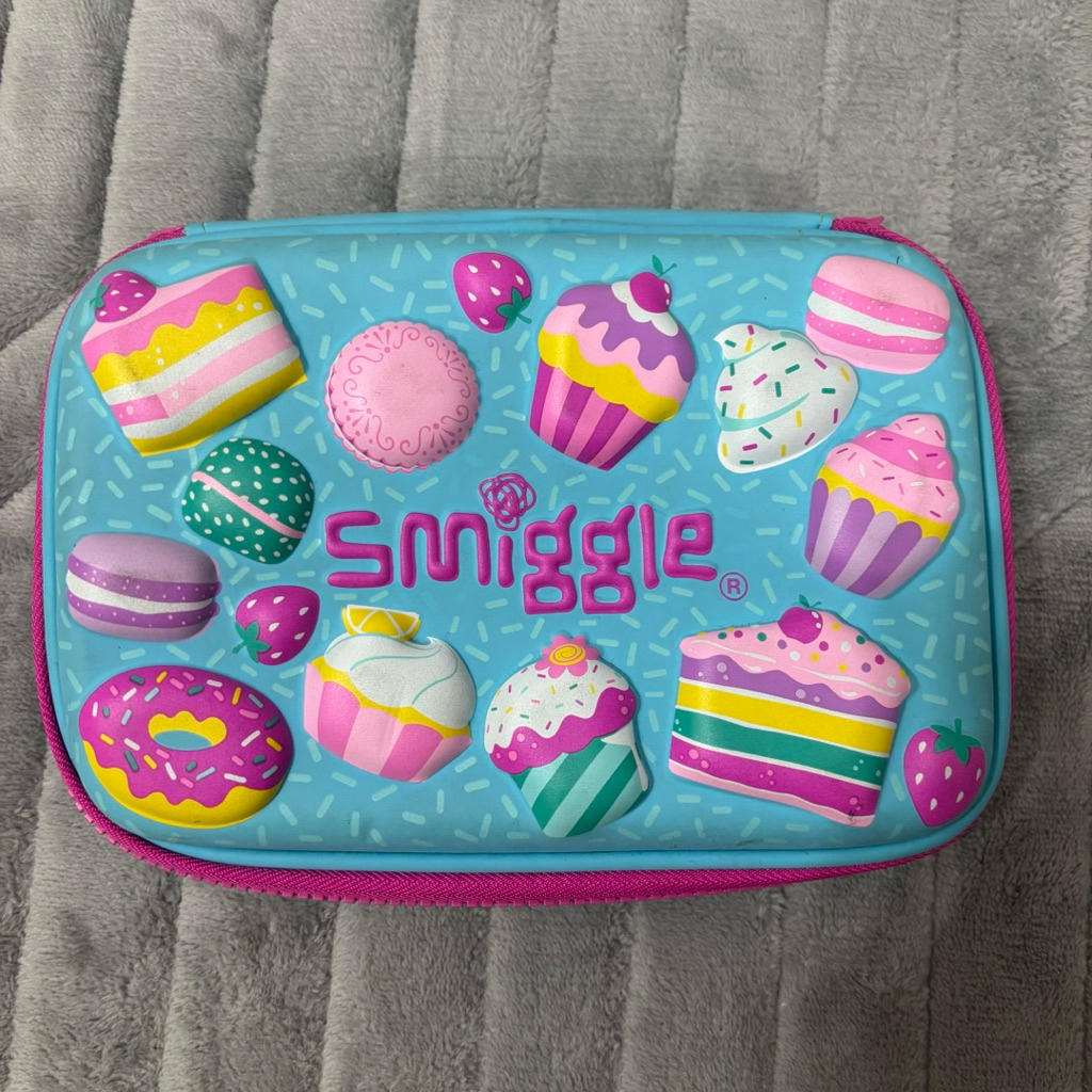 

[PRELOVED] smiggle pencil case cupcake