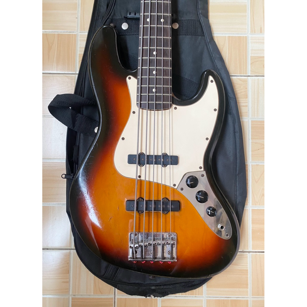 Bass Fender Jazz Bass 5 String Made in Mexico