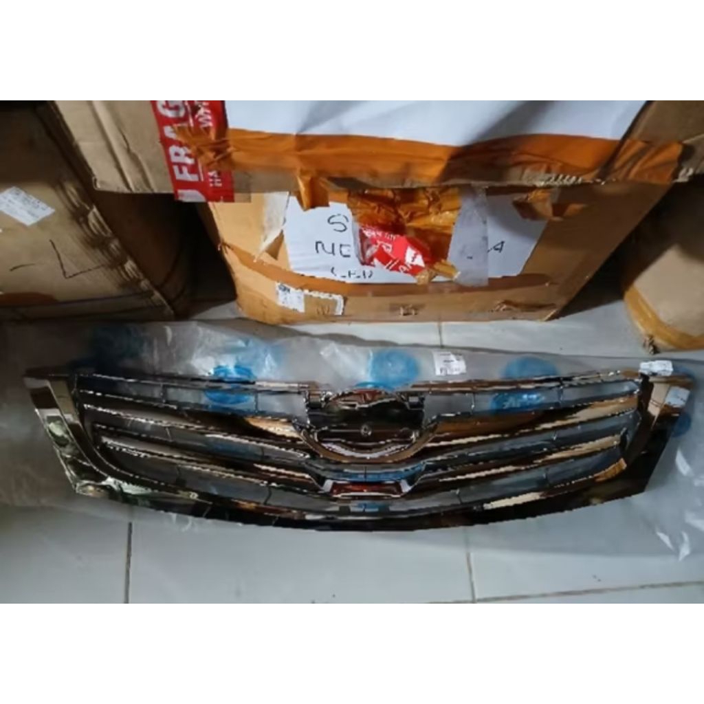 grill innova 2008-2011