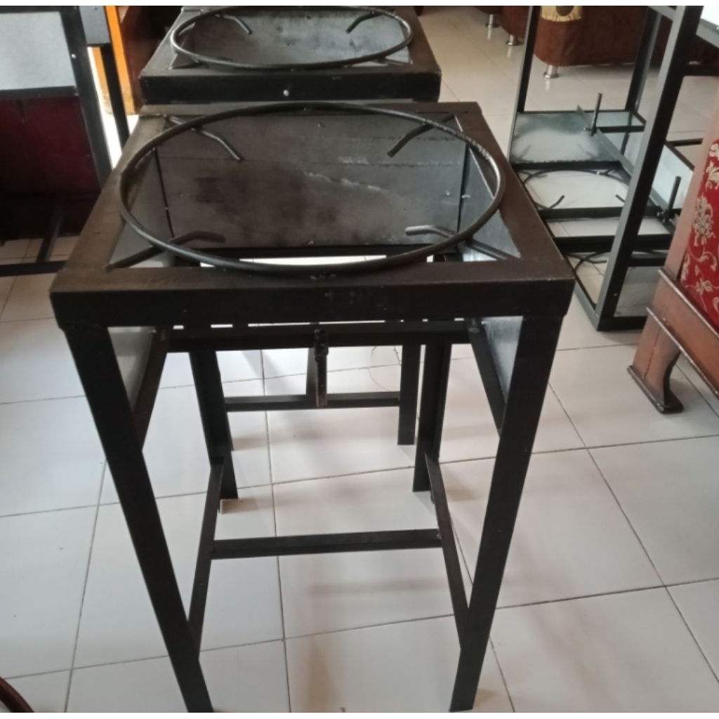 Dudukan Rangka kompor semawar/ jagrak kompor semawar
