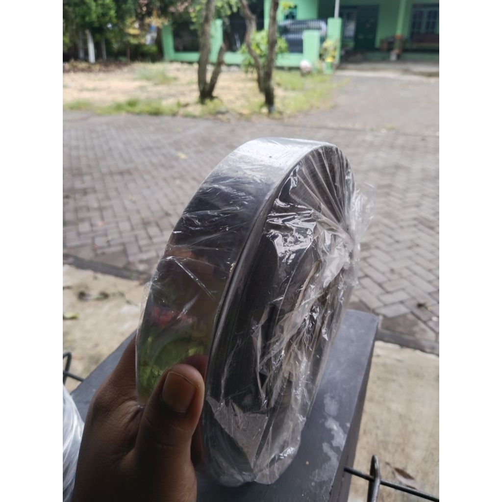 

CUCI GUDANG TALI PERAK 800Meter