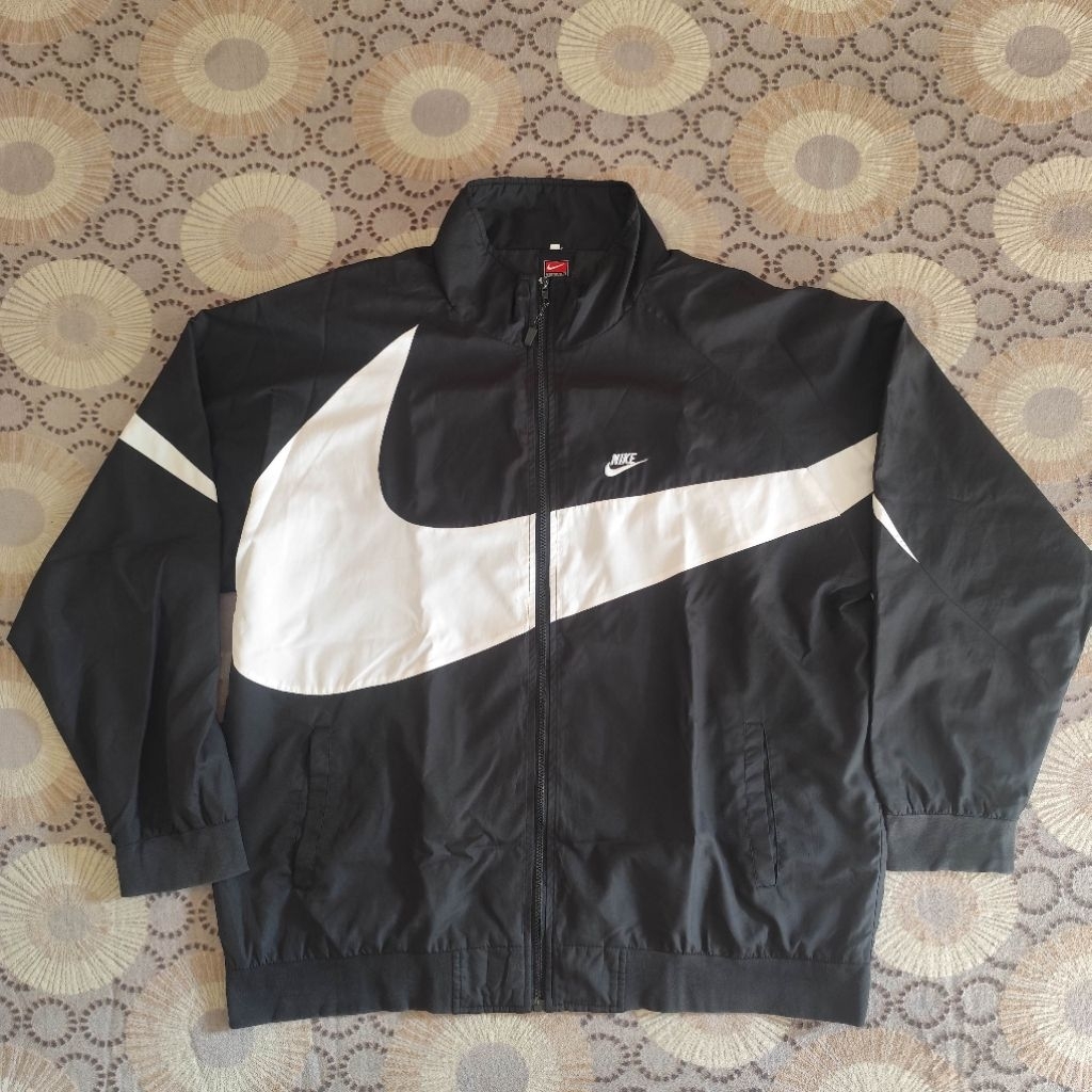 Jaket Nike Big Swoosh