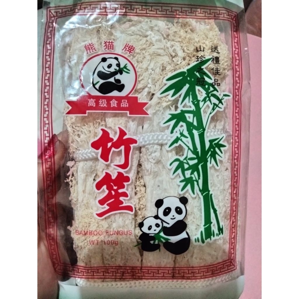 

Bamboo Fungus 100g – Jamur Bambu Kering Premium