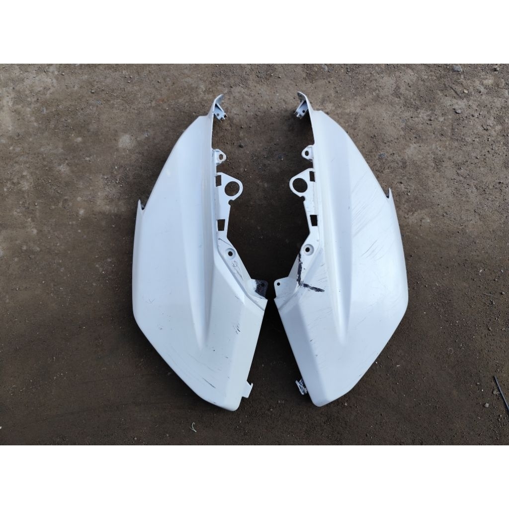 Body Cowling Cover Sayap depan body cowling  N MAX  old riginal second
