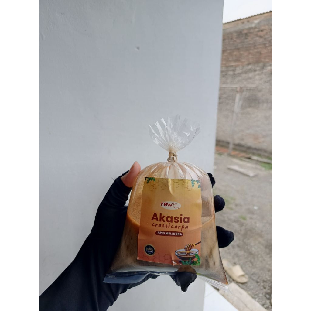

Madu Akasia Murni 500 Gram Refill – 100% Asli Peternakan