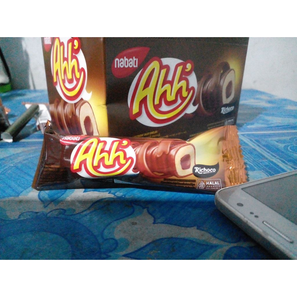 

Ahh Nabati | Makanan Ringan Ekstrudat Salut Cokelat | Chocolate Coated