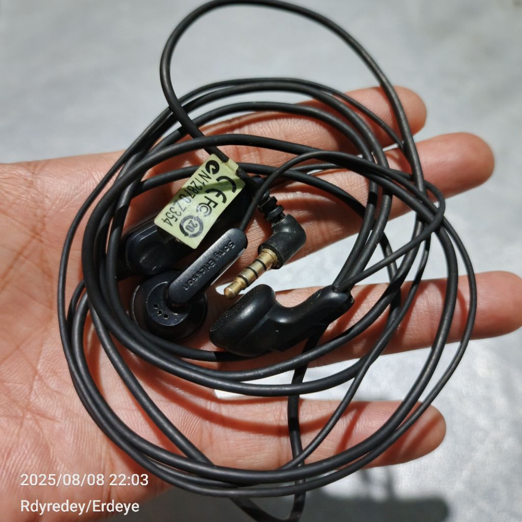 Earphone Sony Ericsson (2)