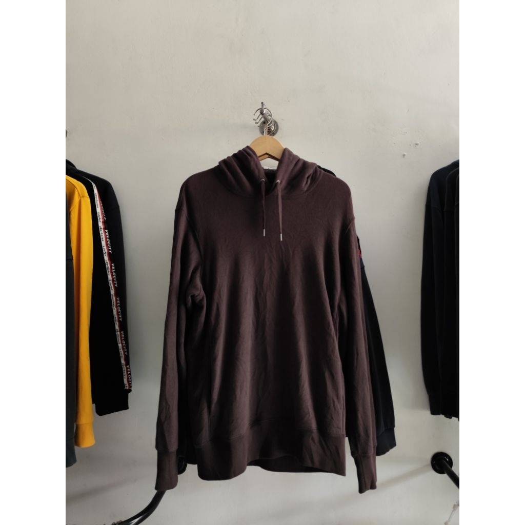 Hoodie Uniqlo coklat Travis Scott rare
