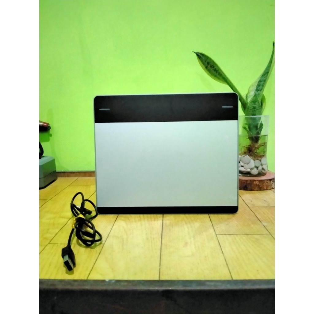 Tablet Wacom Intuos CTH-480