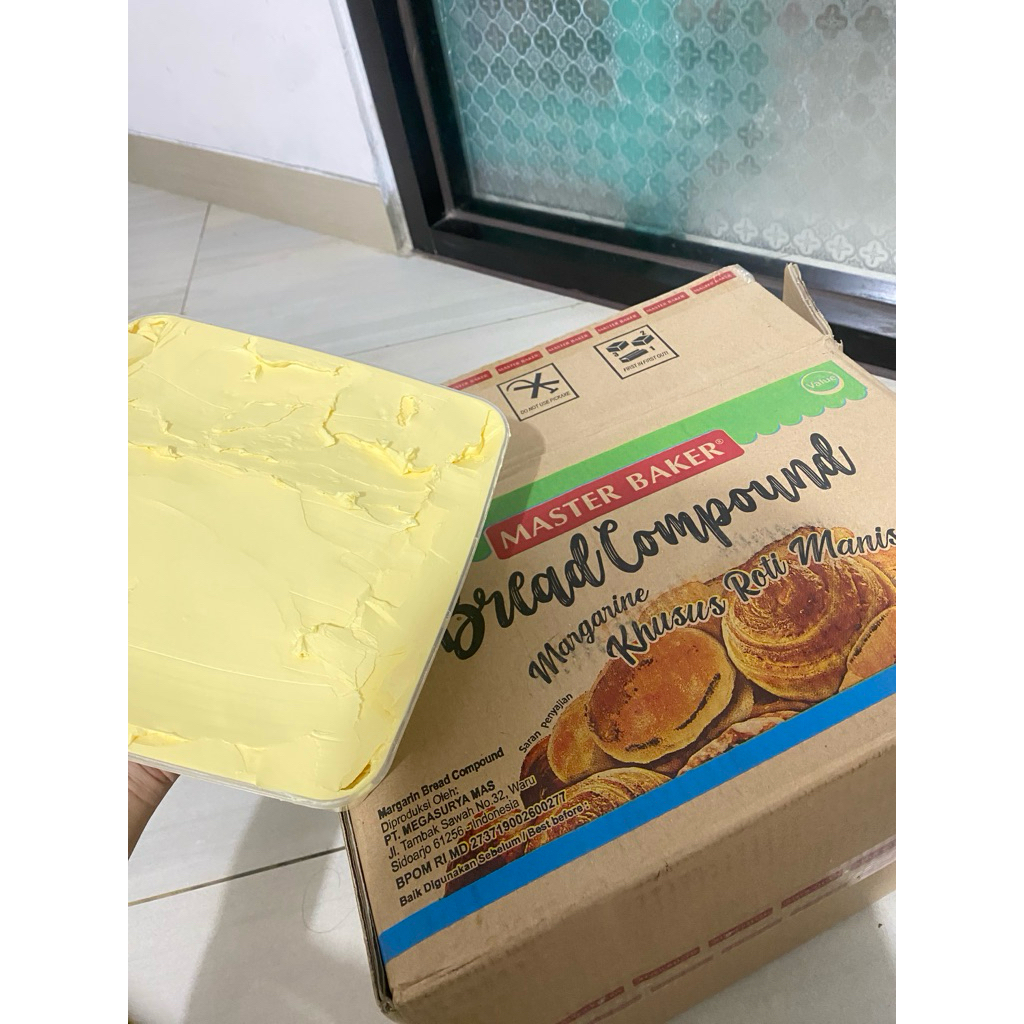 

1.8kg Margarin repack compound roti manis