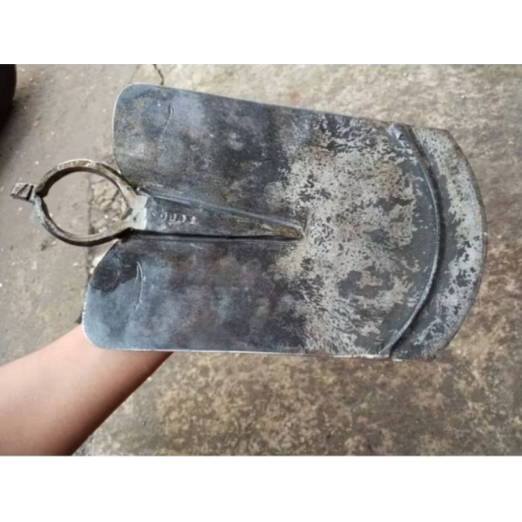 CANGKUL TEREK CANGKUL BAHAN BAJA SEPUHAN PANDE CANGKUL PERTANIAN CANGKUL PERKEBUNAN