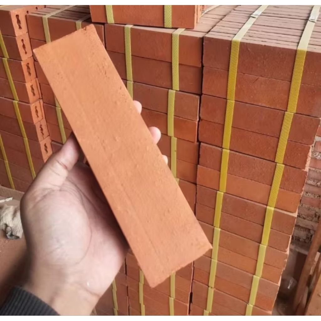 Bata tempel terakota