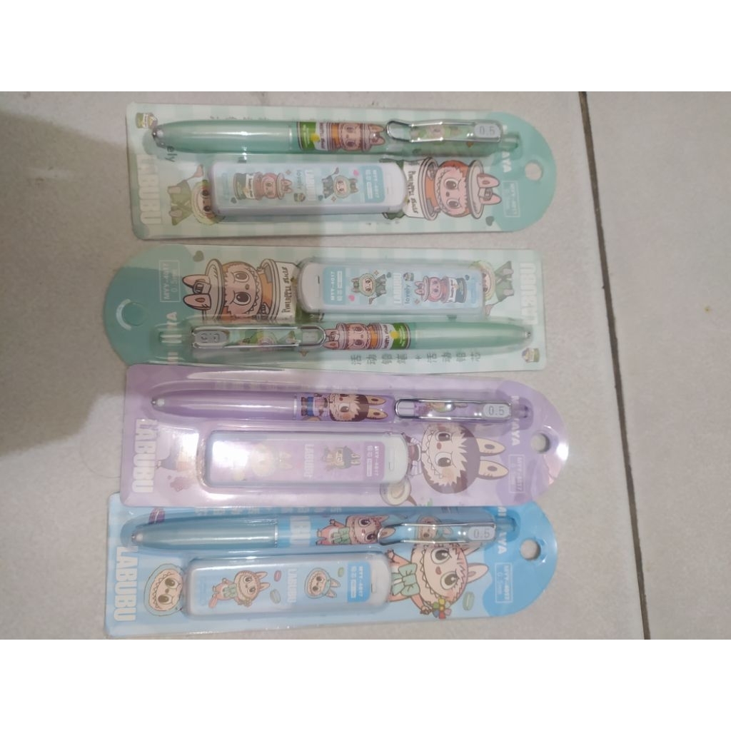 

pensil mekanik labubu