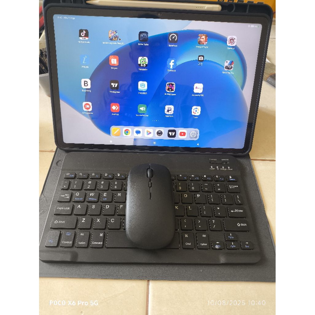 Poco pad 8/256 bekas