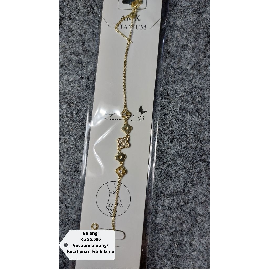 Gelang Van Cleef Gold Titanium