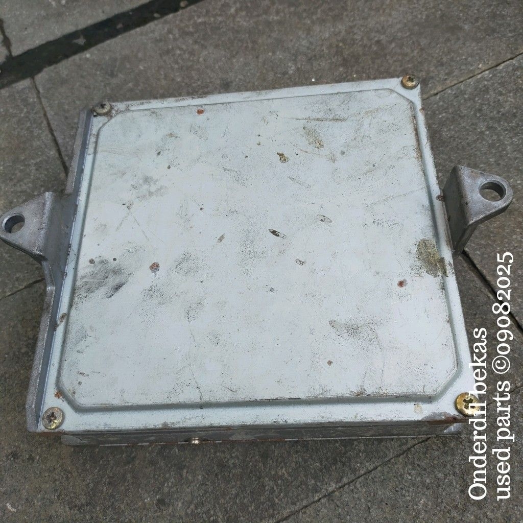 Honda Odyssey - RA6 ECU Computer 37820-pgm-903
