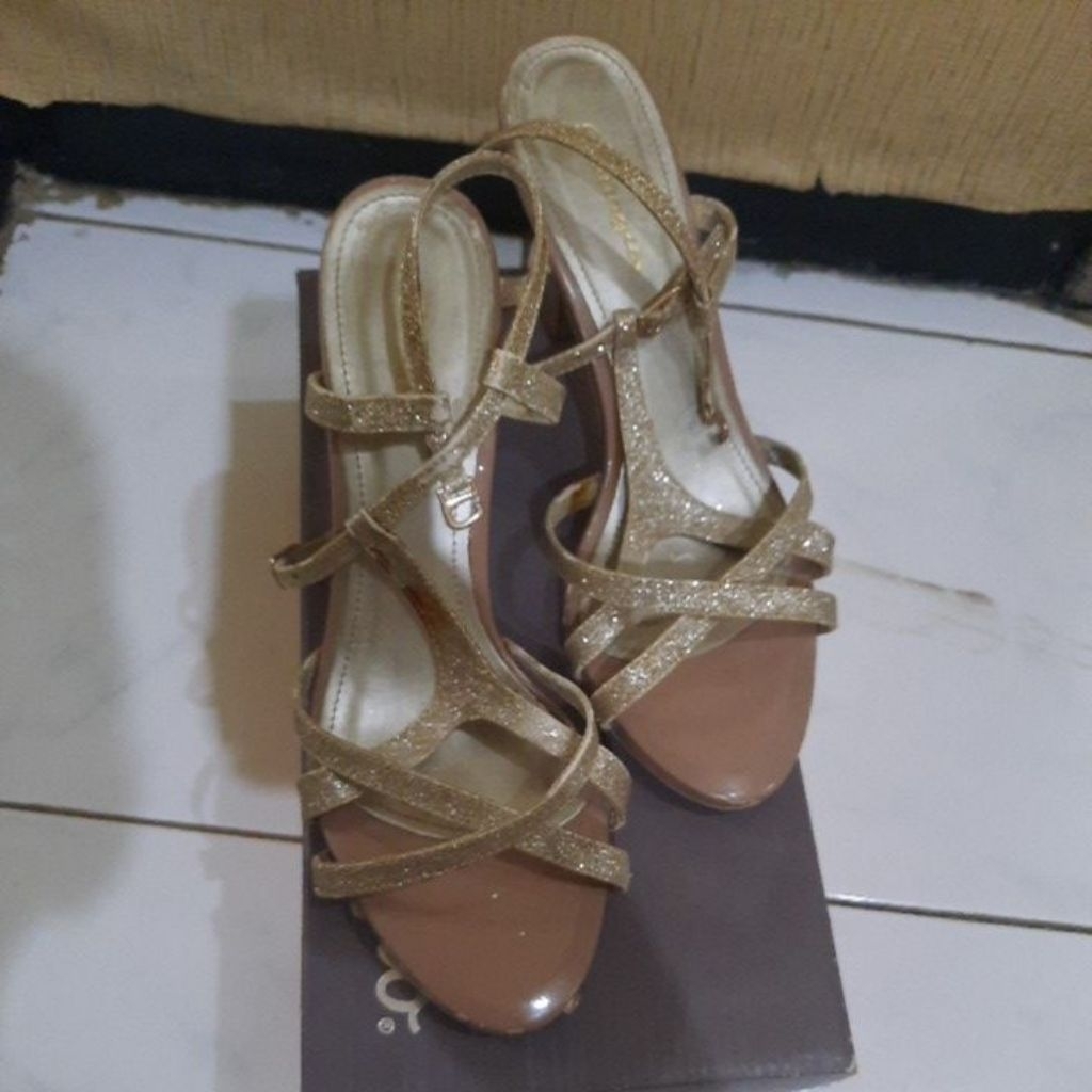 sandal heels wanita bellagio