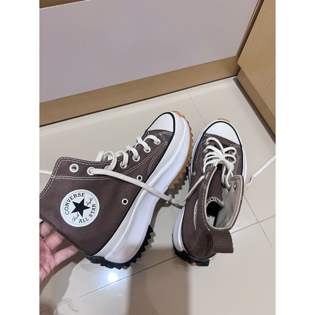 converse run star hike