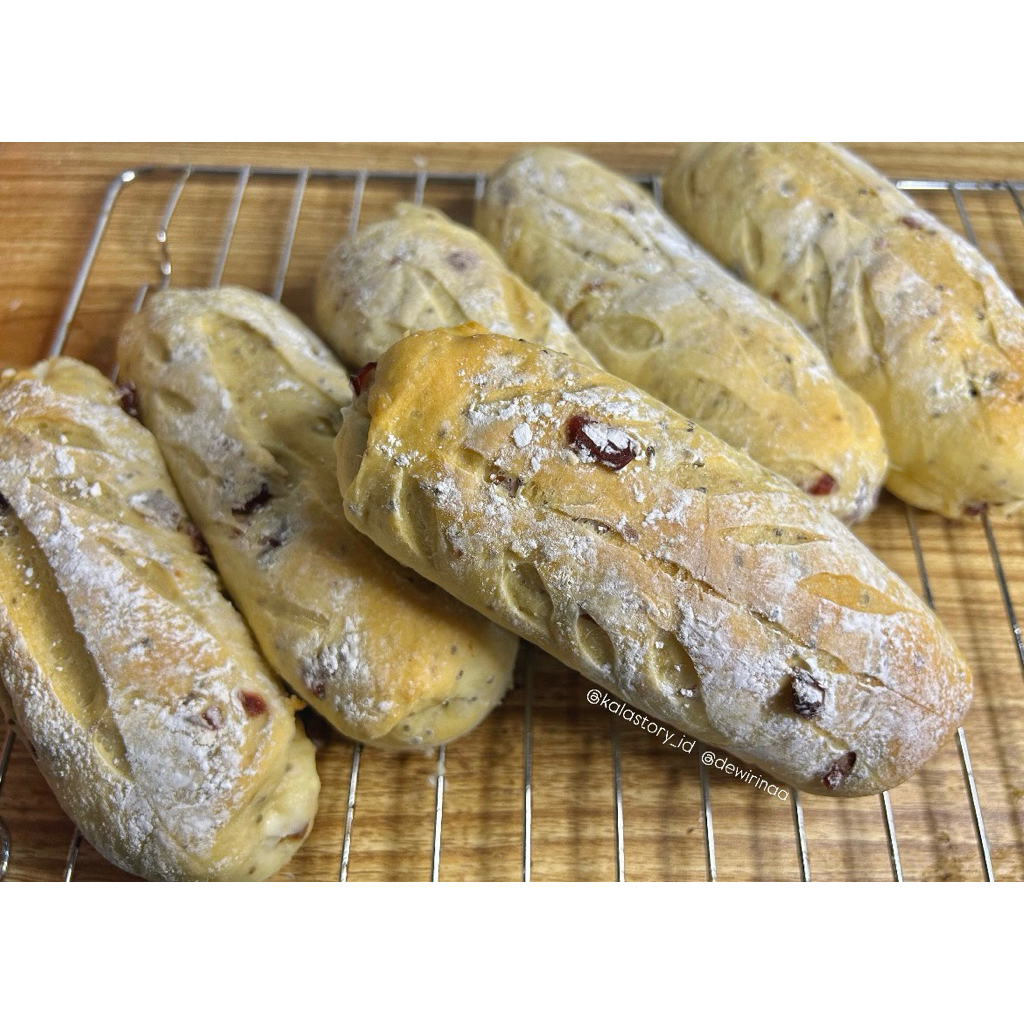 

Cranberry Cheese Cream bread