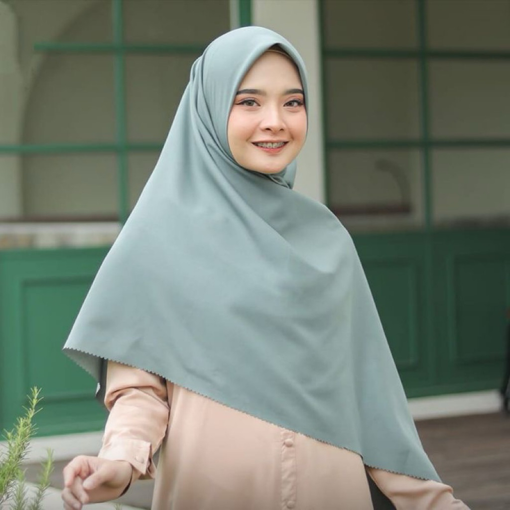 Hijab Segi Empat Voal Polos Syari / Kerudung Segi Empat Jumbo