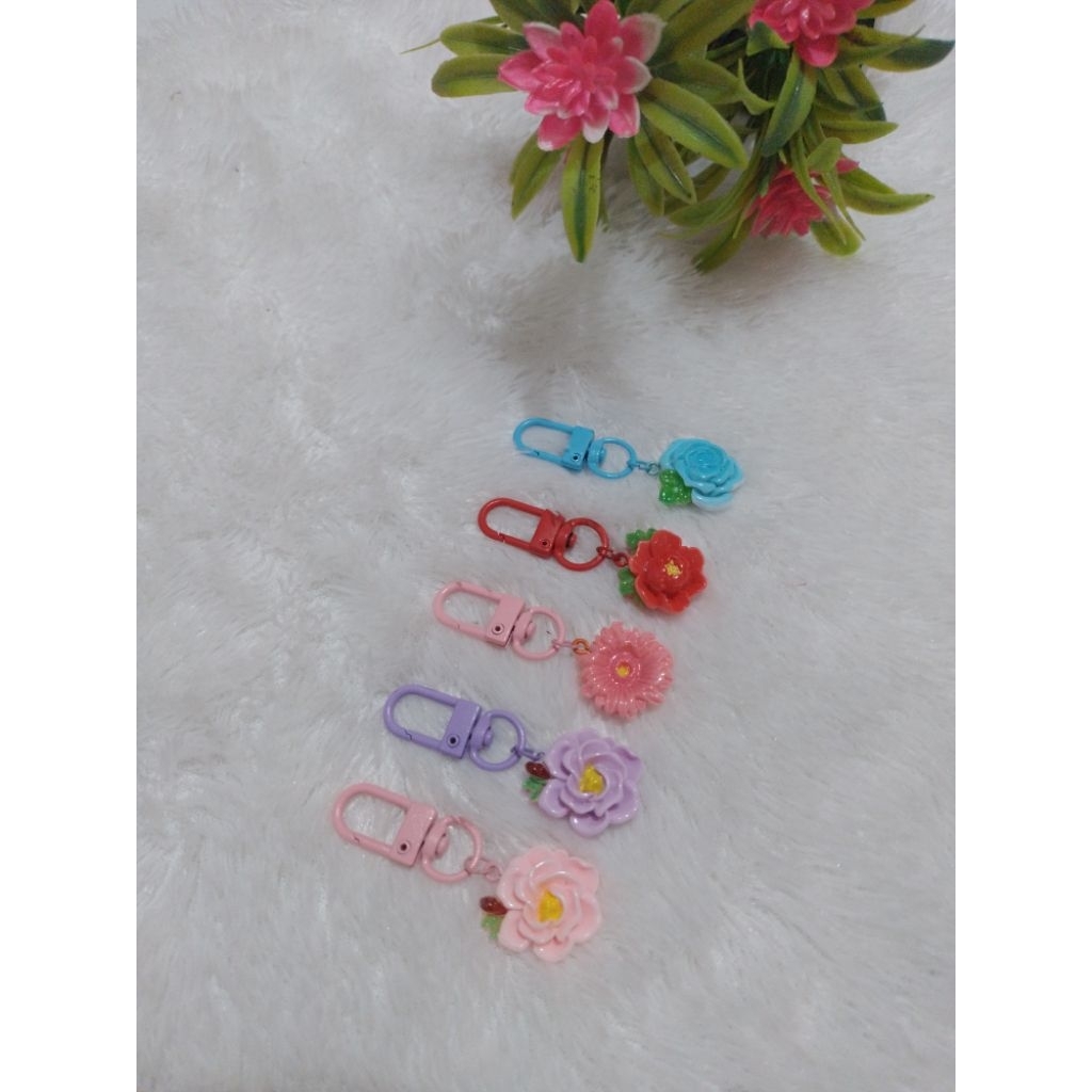 Gantungan tas  / gantungan kunci resin bunga-1