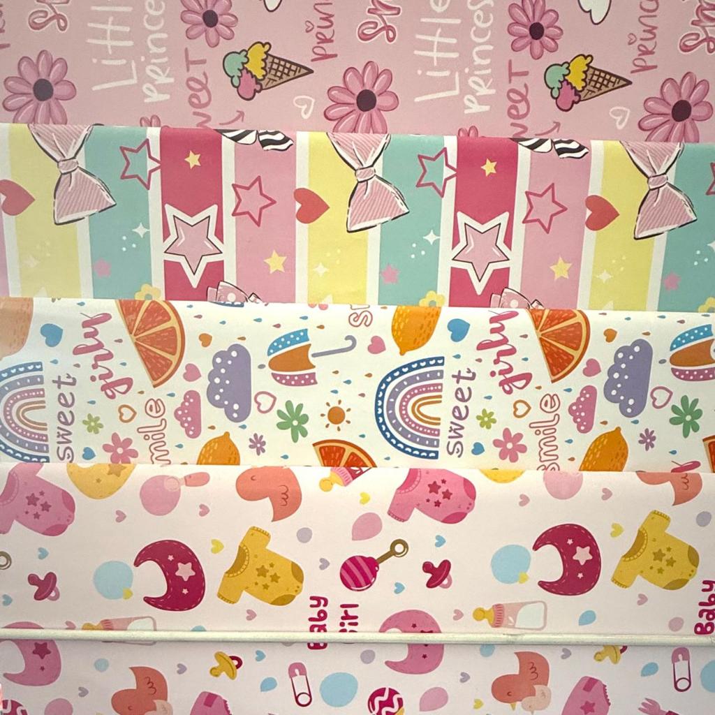 

Kertas Kado Berbagai Motif