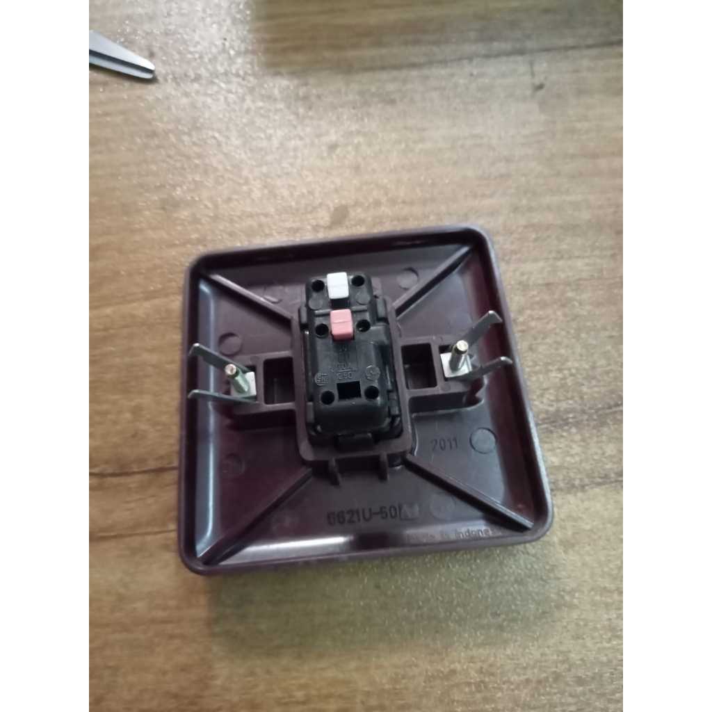 [OBRAL] Saklar Broco Engkel / Seri Warna Mahogany