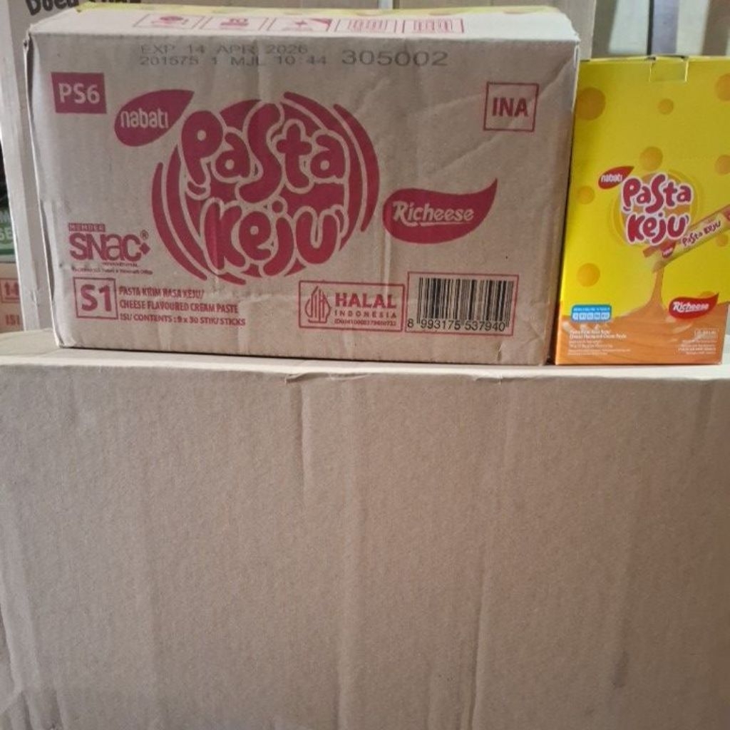 

nabati pasta keju dan coklat (9 × 30) / karton