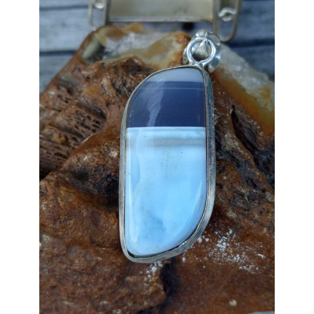 Liontin Perak 925 HM Batu Kalsedon Motif Unik Natural