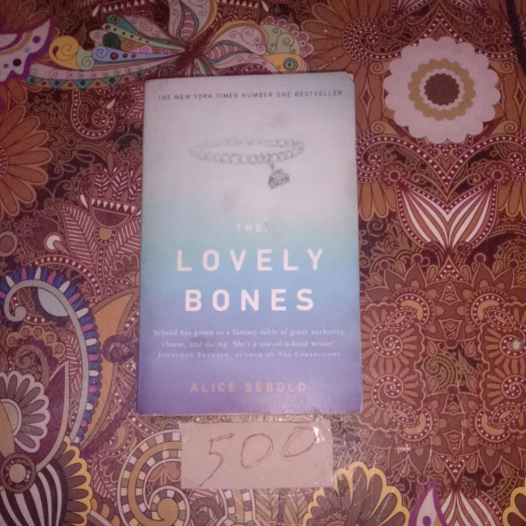 BUKU THE LOVELY BONES,ALICE SEBOLD