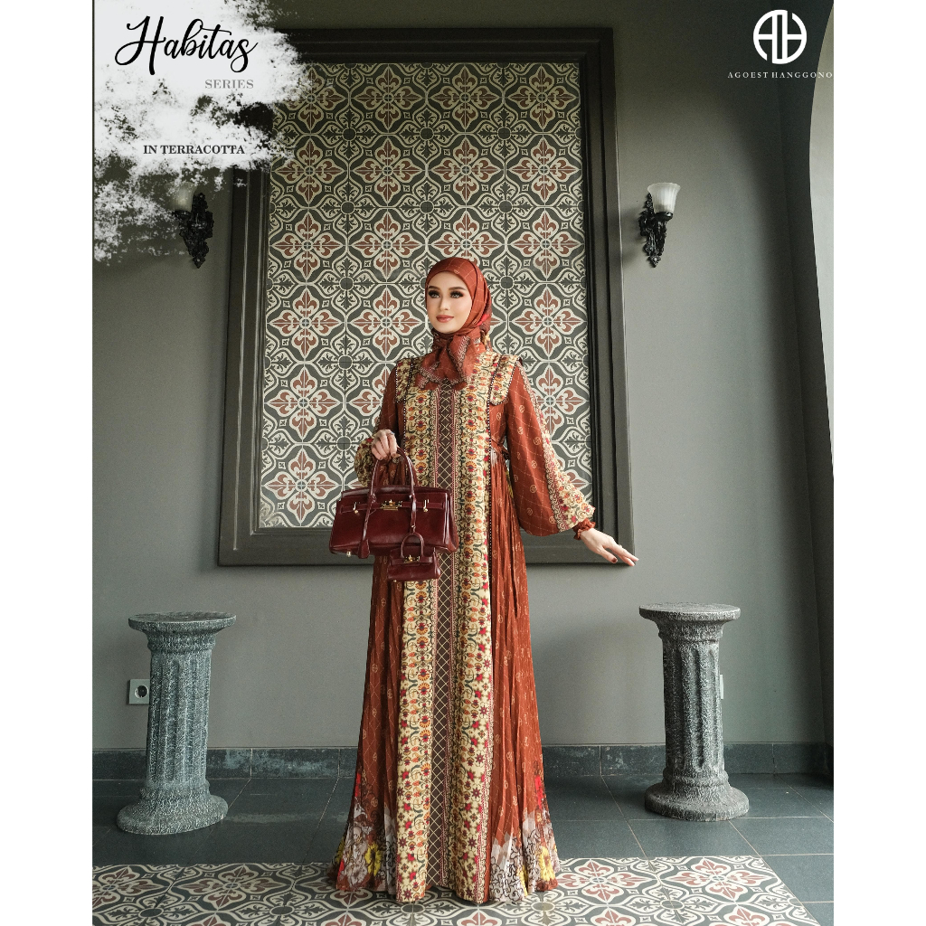 Habitas Series | Agoest Hanggono | Gamis Syari