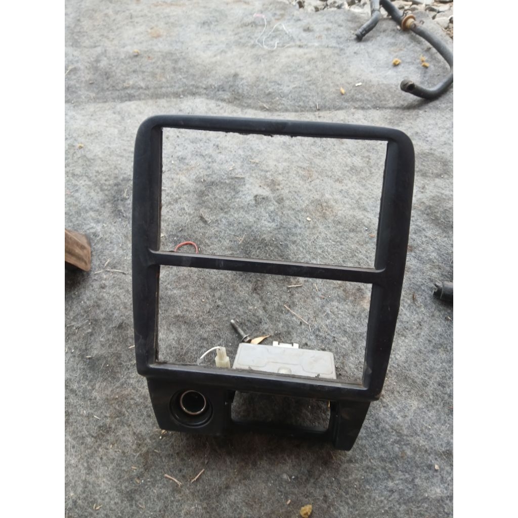 Frame tengah Toyota Camry glx SXV20