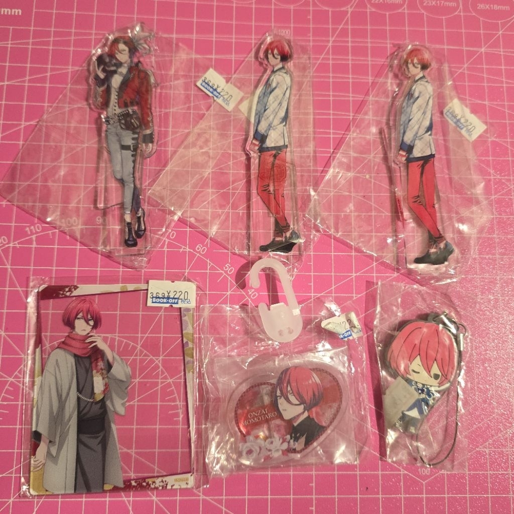 onzai momotaro MooNs Bproject bpro b-project b project keychain gantungan kunci akrilik acrylic rubb