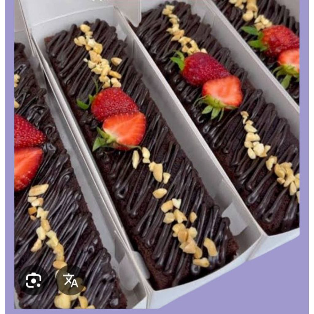 

BROWNIES LUMER TOPPING "Fresh" Balikpapan (EniFood)