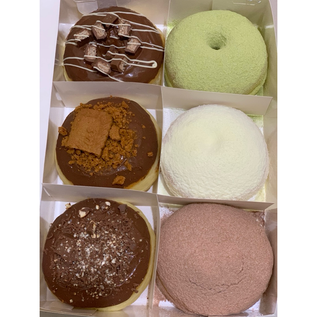 

Donat Kentang Premium 1 Dozen