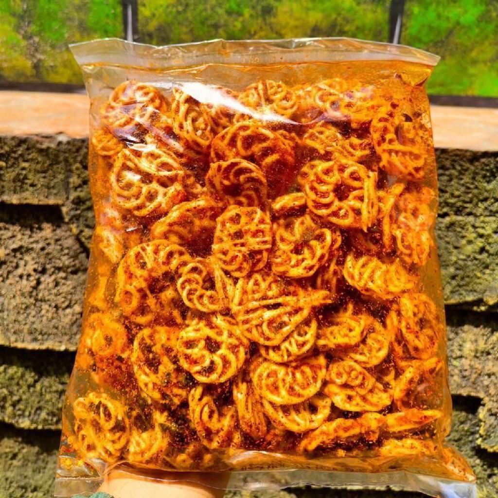 

Seblak kerupuk rafael / kerupuk pedo bantat pedas daun jeruk kemasan 500 gram seblak kering pedas gurih khas Bandung