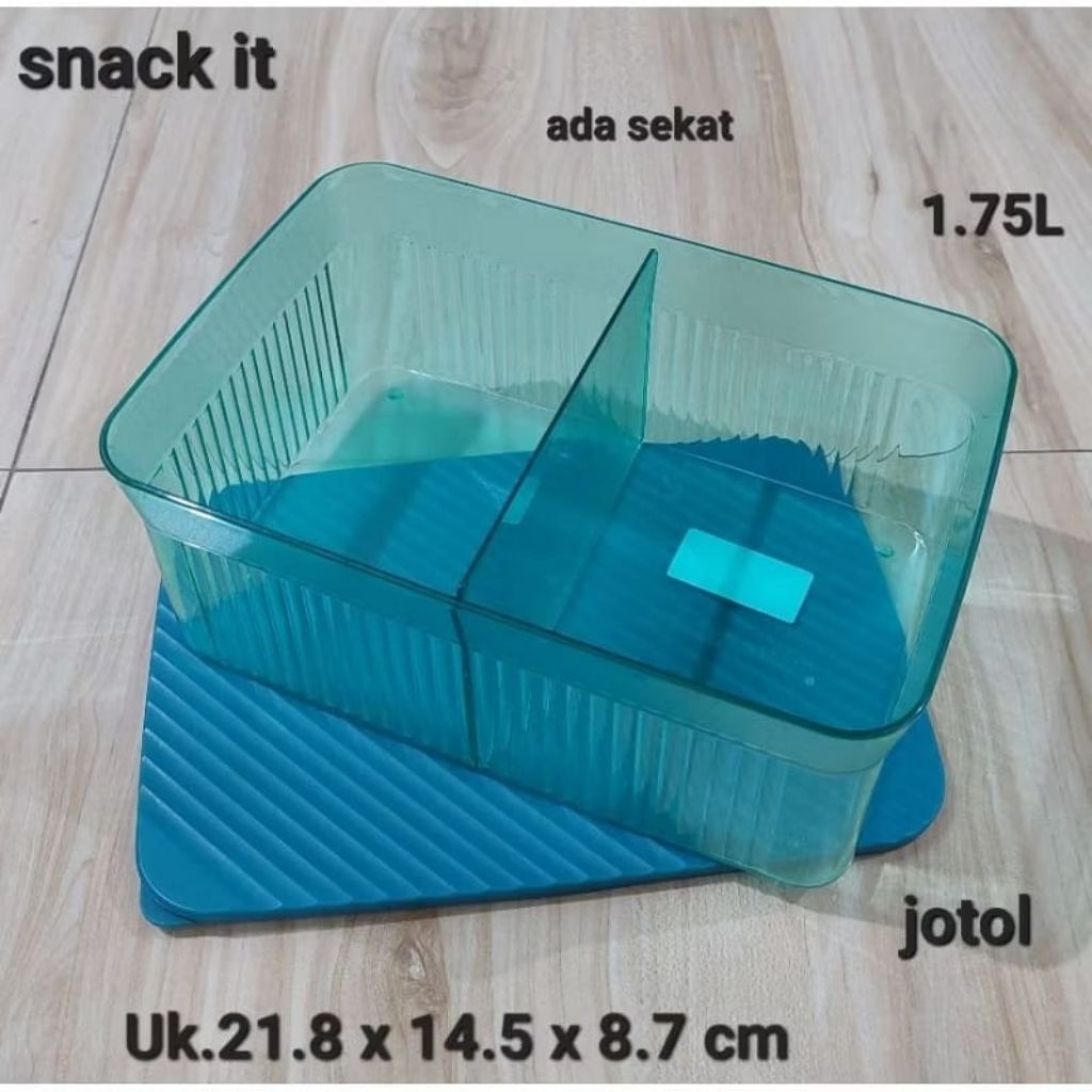 ORIGINAL TUPPERWARE TOPLES LEBARAN KRISTAL SNACK IT/ WINDOW / COUNTERPART