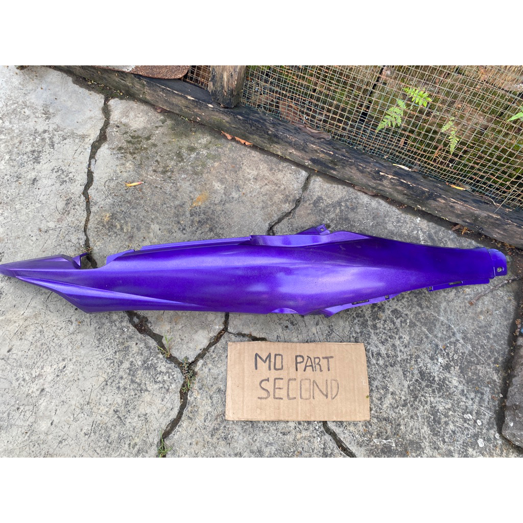 Body belakang bagian kanan yamaha jupiter z burhan original copotan / Body kanan yamaha jupiter z bu