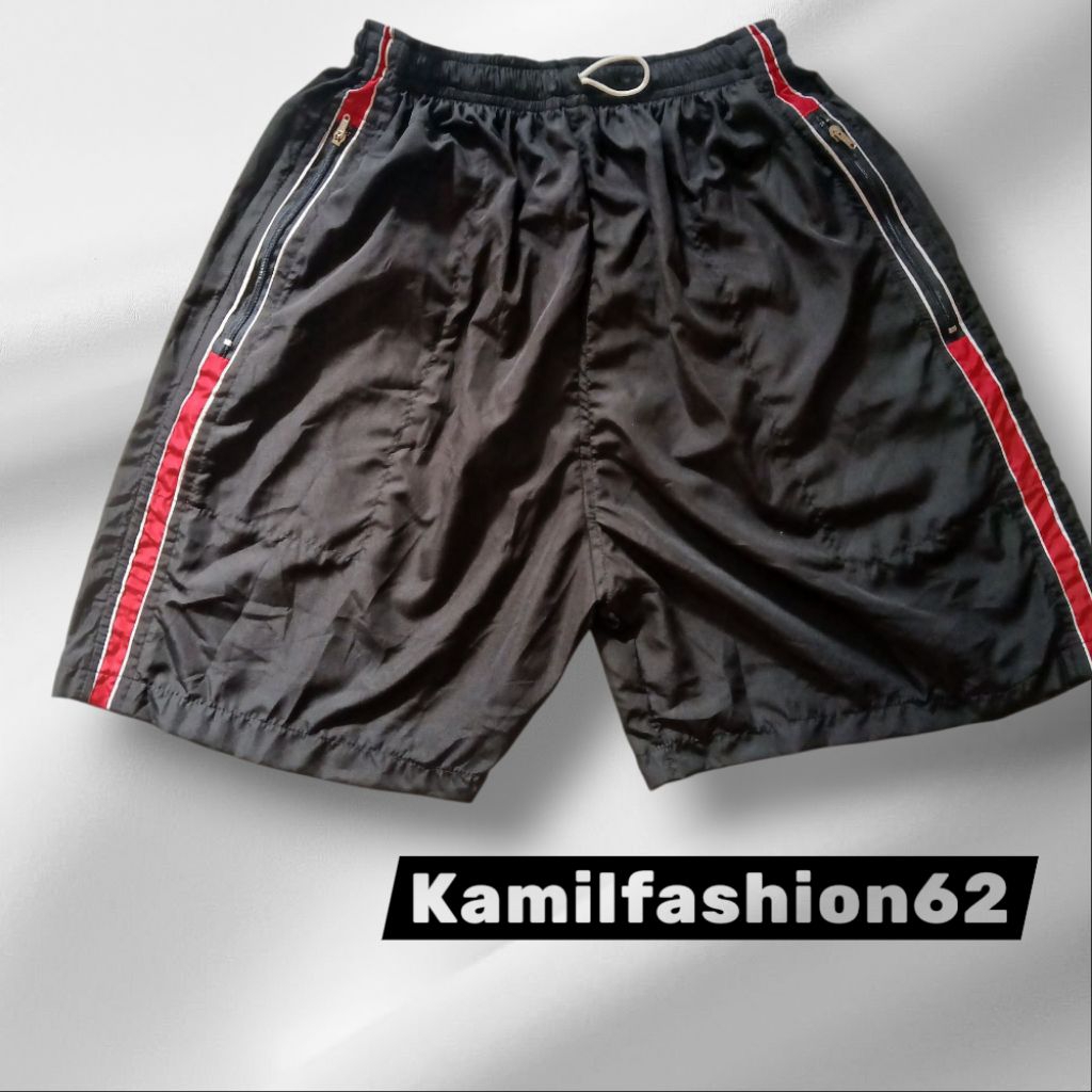 celana lari , celana running , celana olahraga , celana olahraga  parasut , celana pendek parasut , 