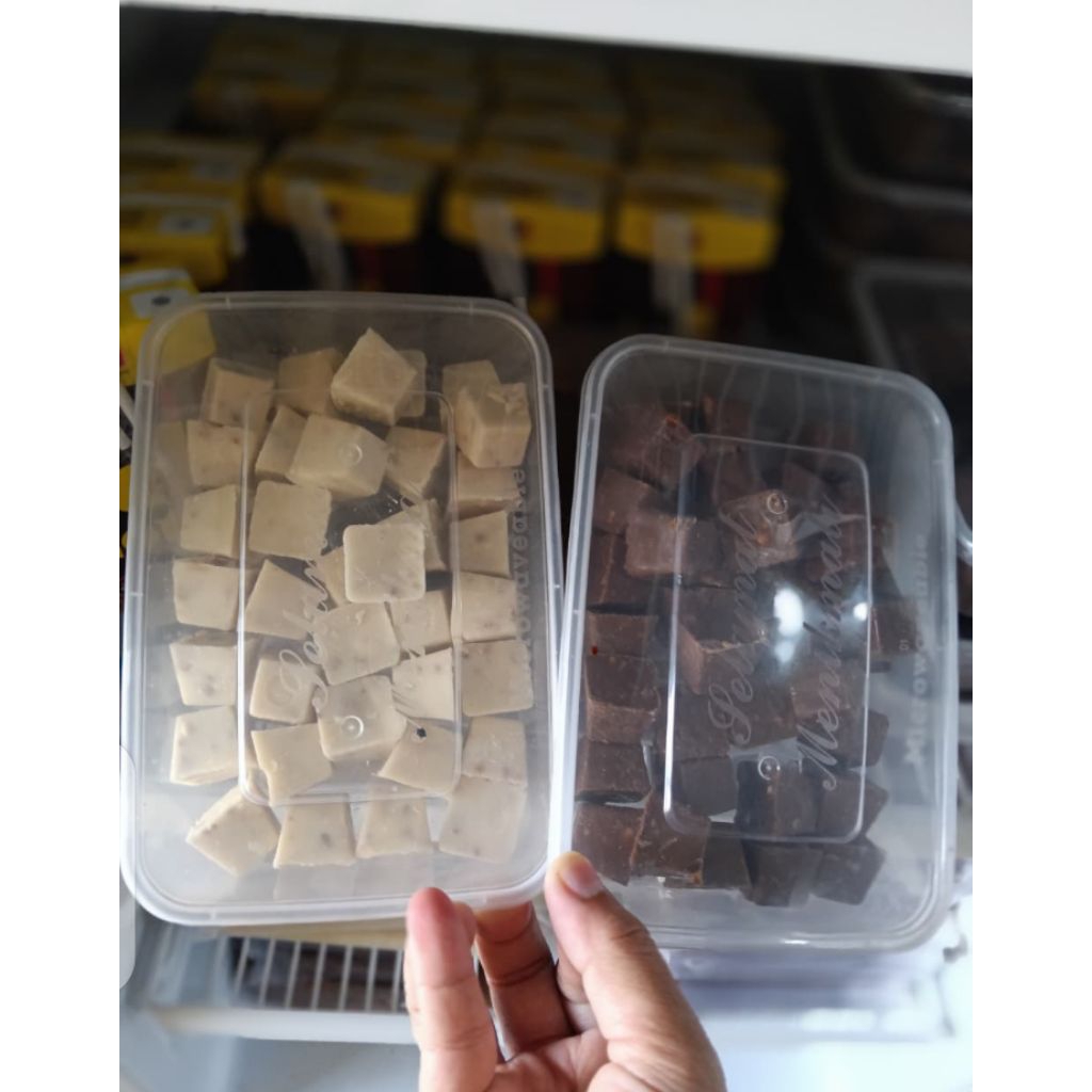

270 gr coklat Delfi patahan silverqueen coklat/putih kadaluarsa lama produk fresh