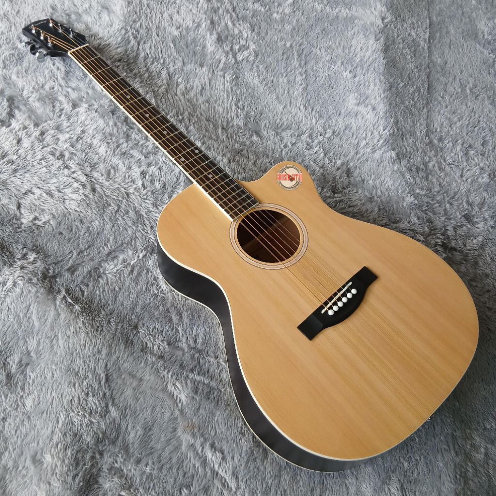 Gitar Beesky OM-10 CW Acoustic Original { Orchestra Cutaway }