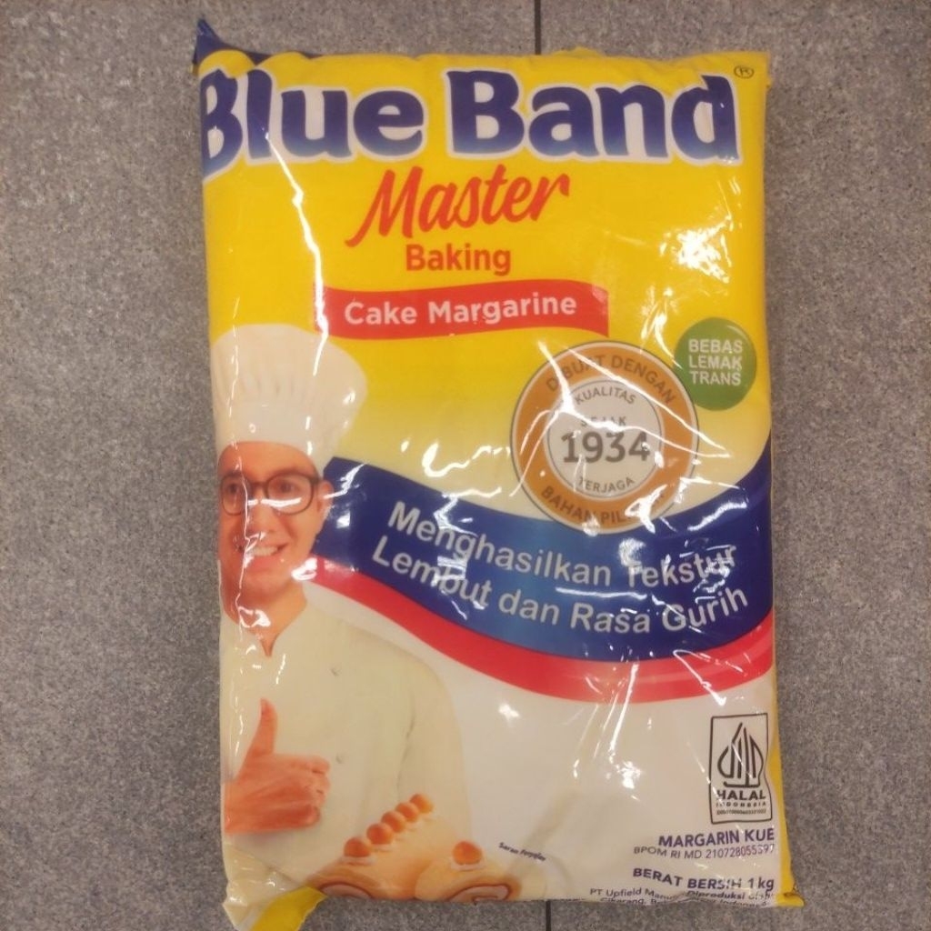 

BLUEBAND MASTER BAKING CAKE MARGARINE/ MARGARIN KUE 1KG