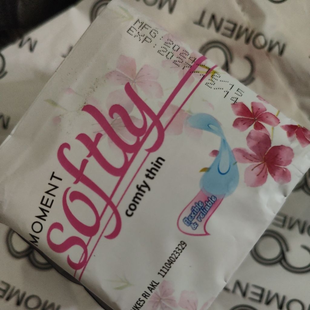 MOMENT SOFTLY PANTYLINER EXP 2027