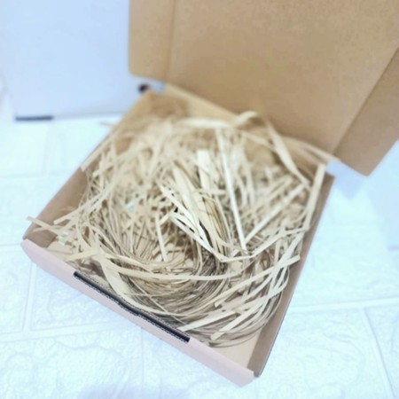 

kertas cacah. kertas serut. shredded paper.kertas potong gift box,isian hampers,isi 25gram.