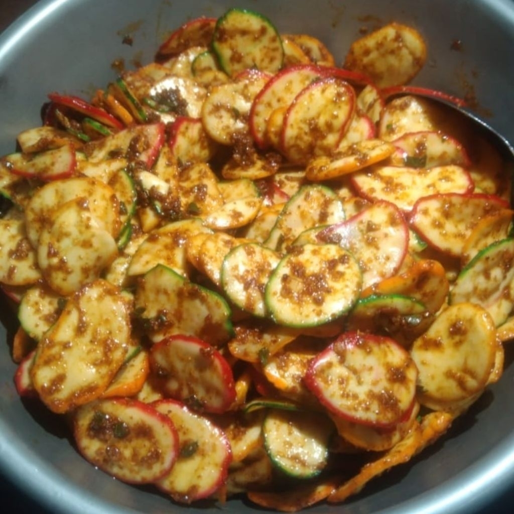 

kerupukseblak daun jeruk 1kg