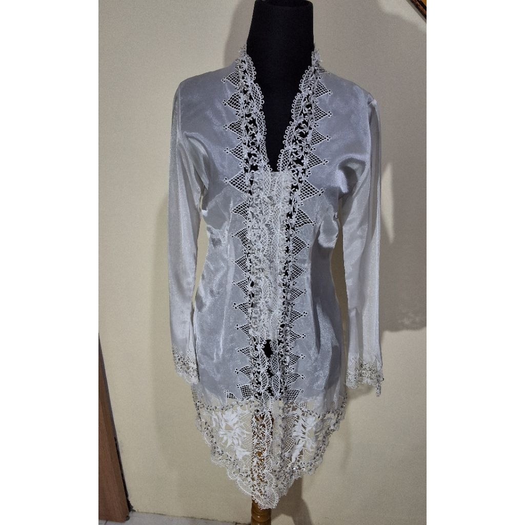 Kebaya Krancang/Kebaya Bordir/Kebaya Putih/Kebaya Agustusan/Kebaya Modern/Kebaya Encim