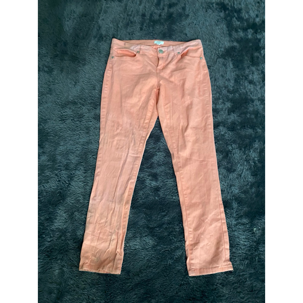 jeans pink