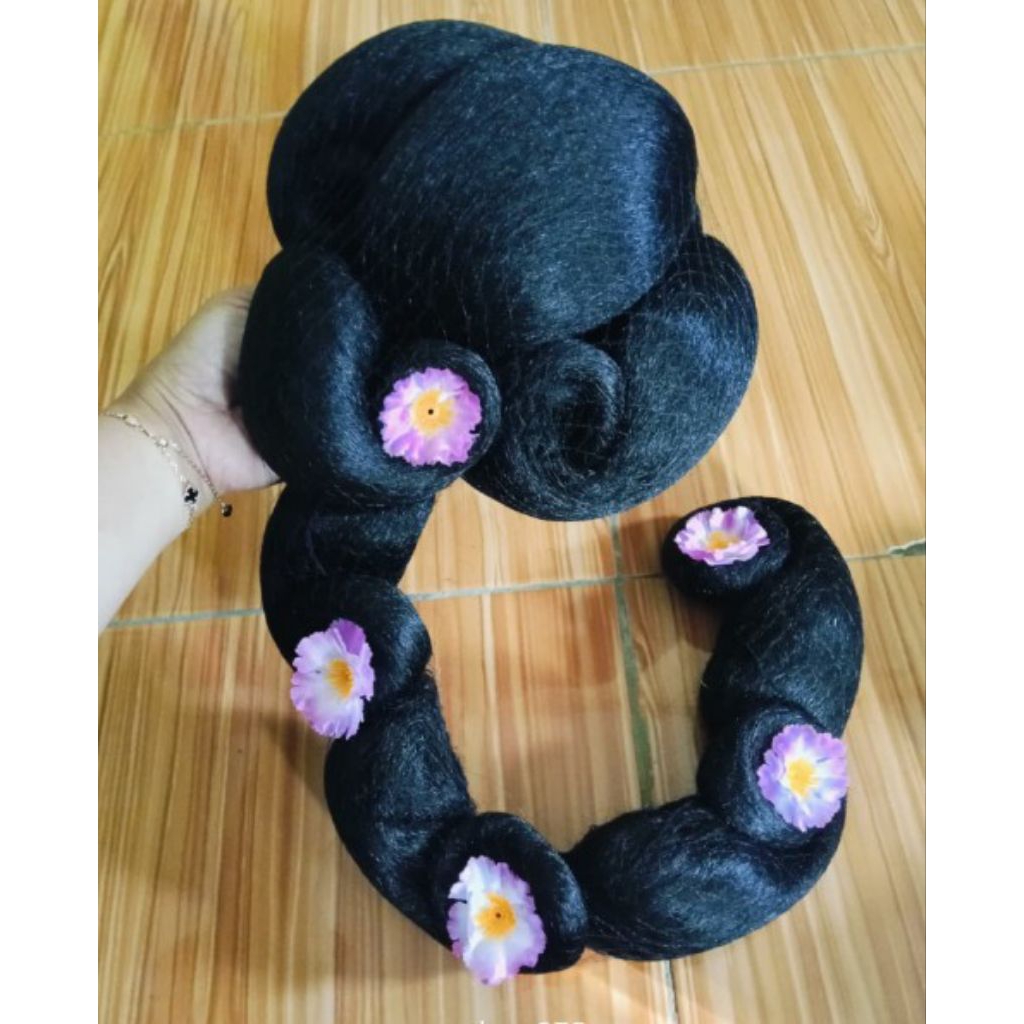 sanggul Bali panjang