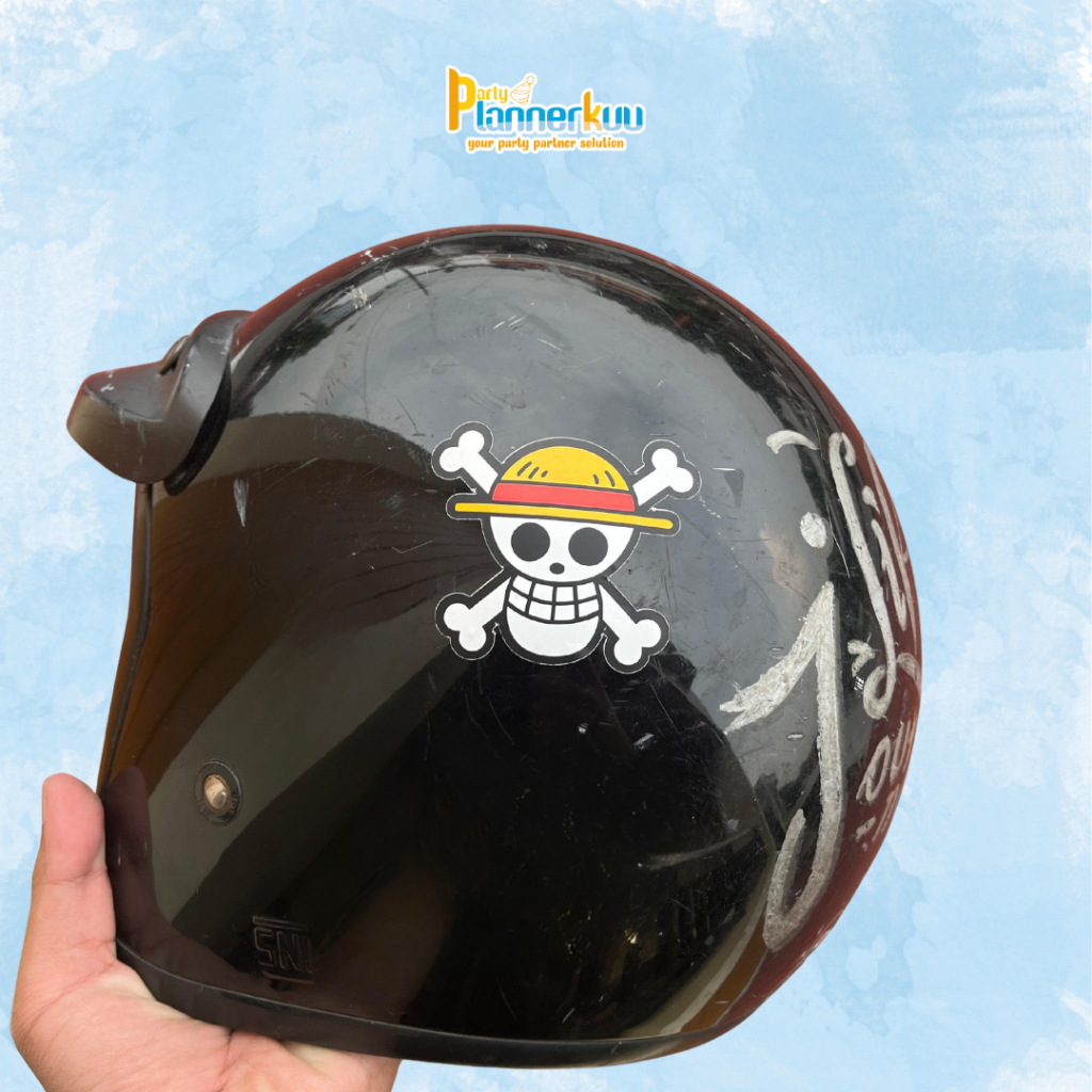 

Partyplannerkuu Stiker One Piece Luffy Jolly Roger– Vinyl Full Color Anti Air