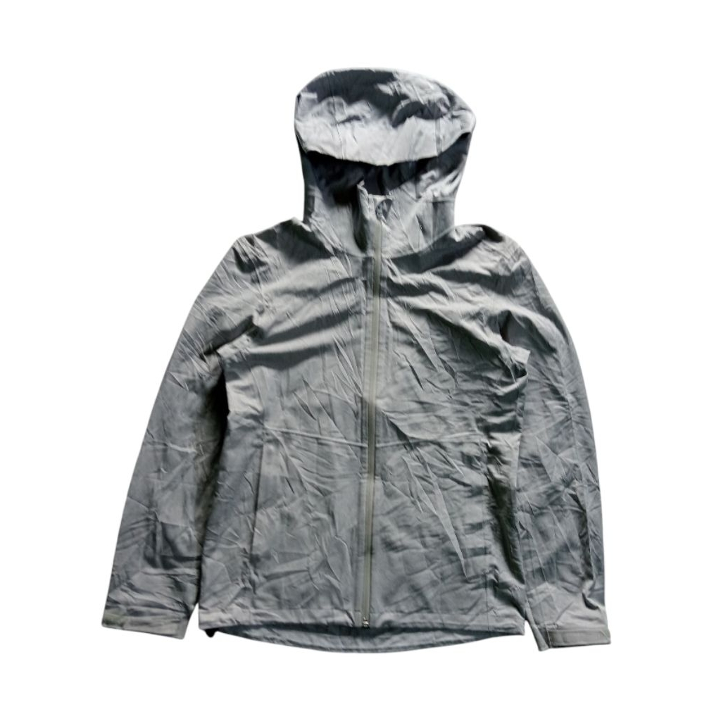 Uniqlo Waterproof (BlockTech)